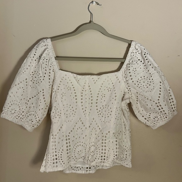 Sweetheart, Puffsleeve, White lace Small top - Picture 4 of 4